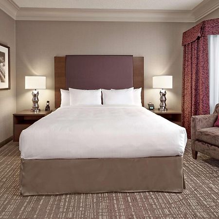 Doubletree By Hilton West Edmonton Otel Dış mekan fotoğraf