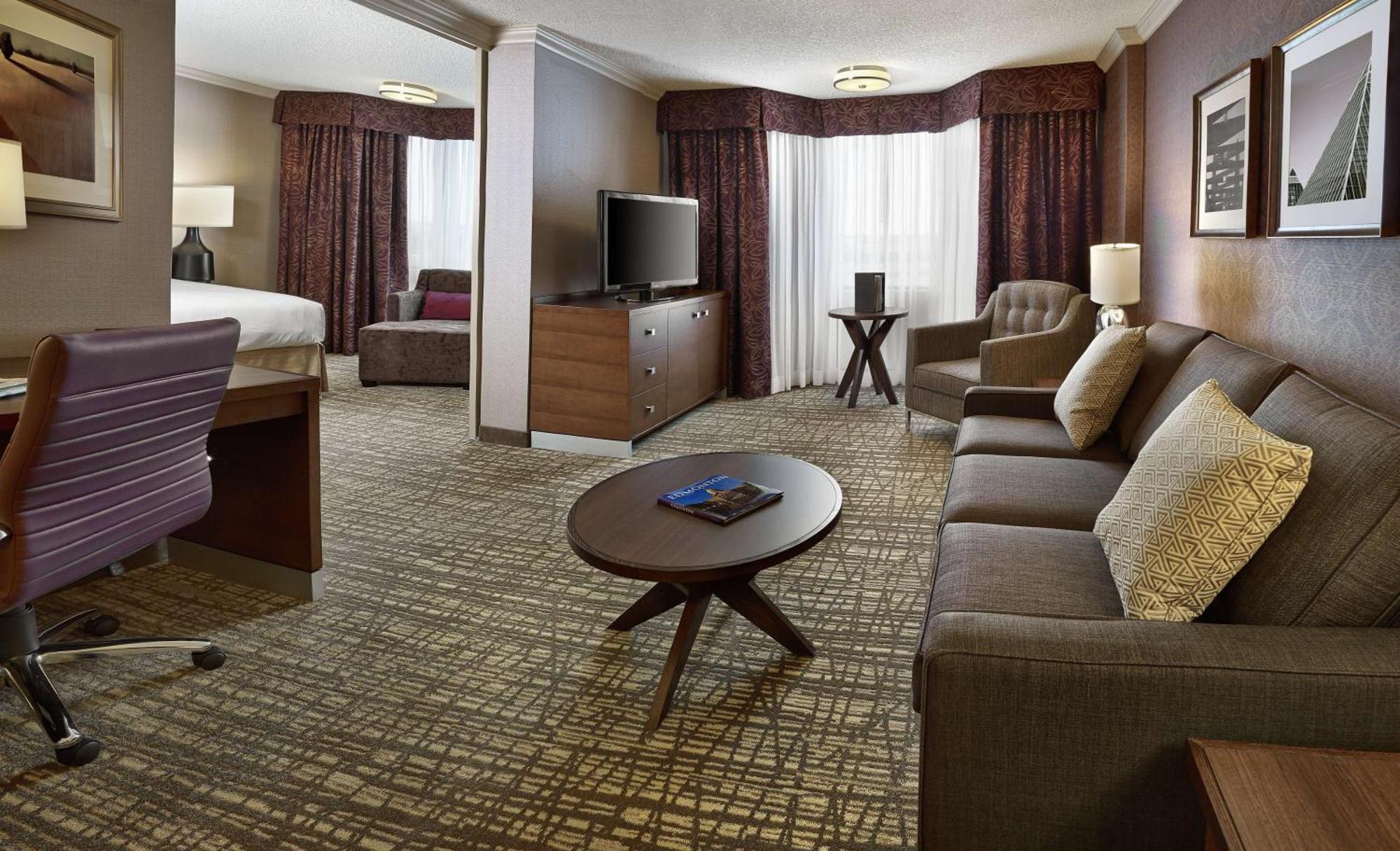 Doubletree By Hilton West Edmonton Otel Dış mekan fotoğraf