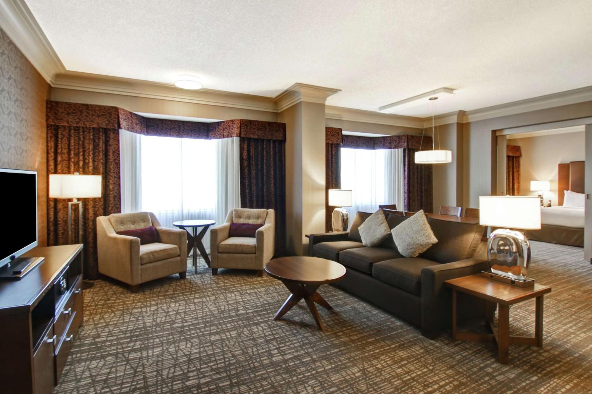 Doubletree By Hilton West Edmonton Otel Dış mekan fotoğraf