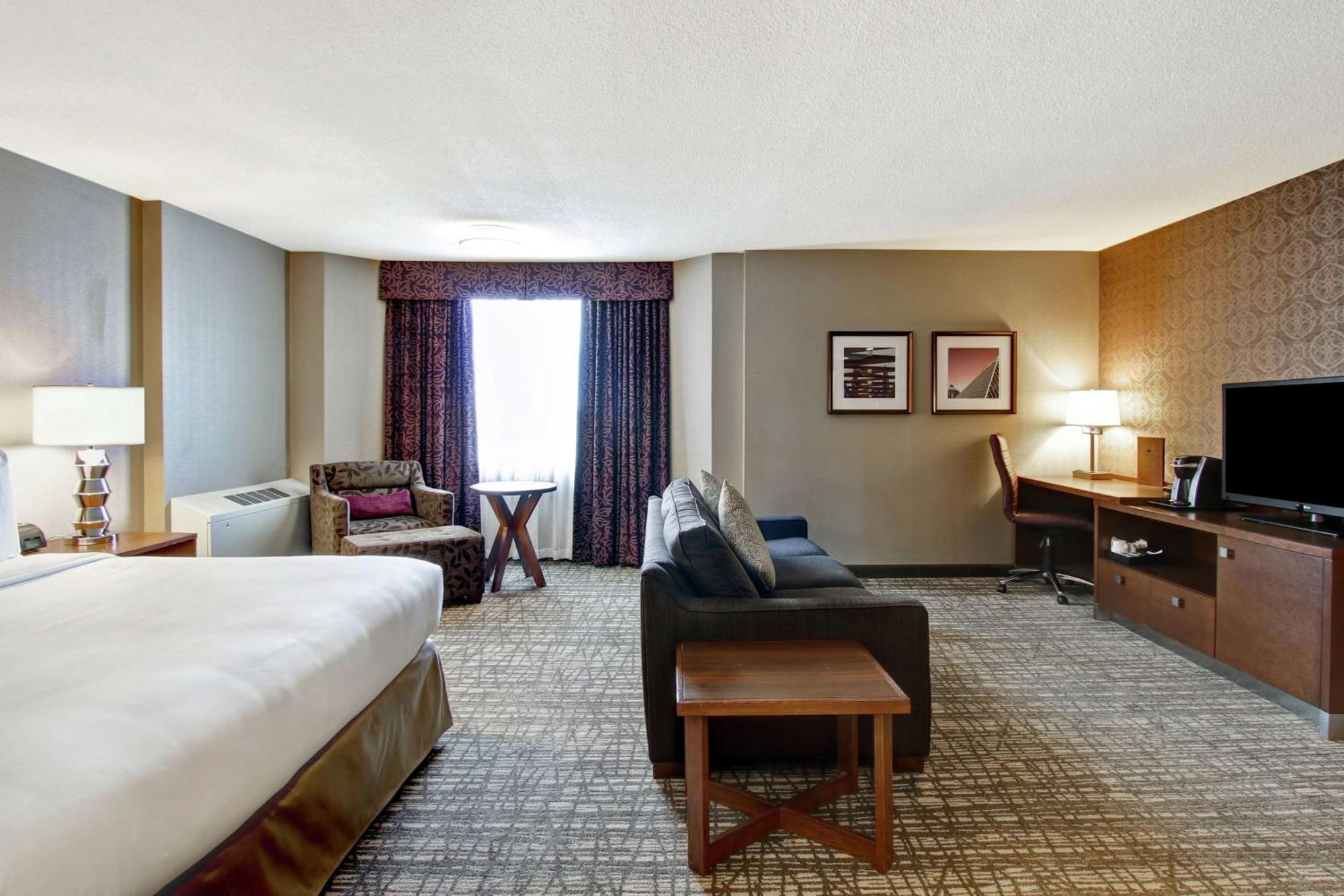 Doubletree By Hilton West Edmonton Otel Dış mekan fotoğraf