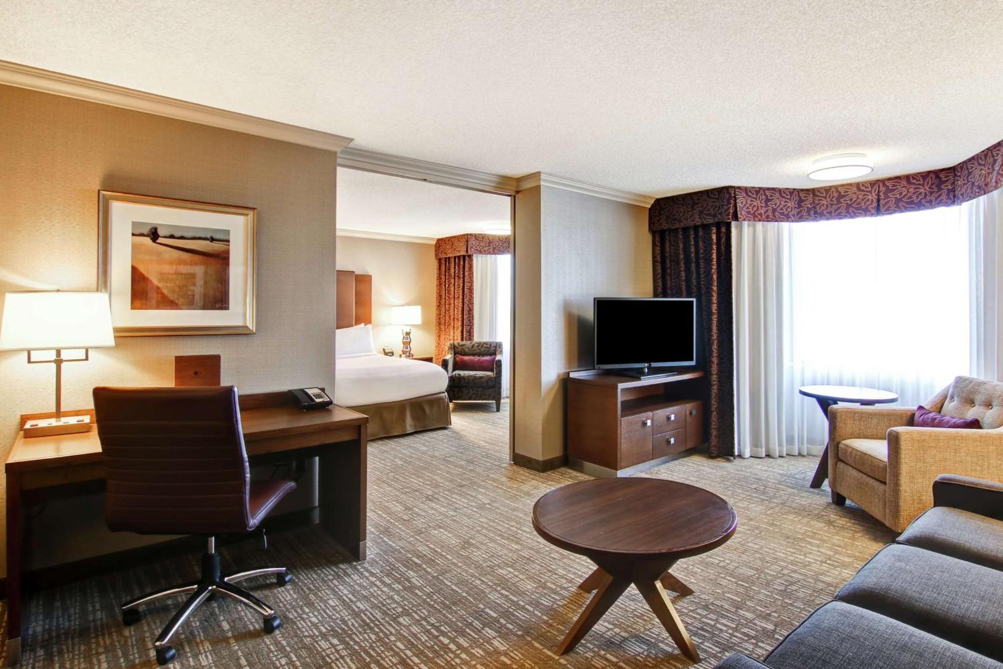 Doubletree By Hilton West Edmonton Otel Dış mekan fotoğraf
