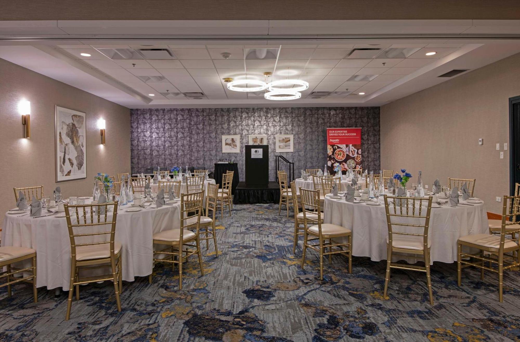 Doubletree By Hilton West Edmonton Otel Dış mekan fotoğraf