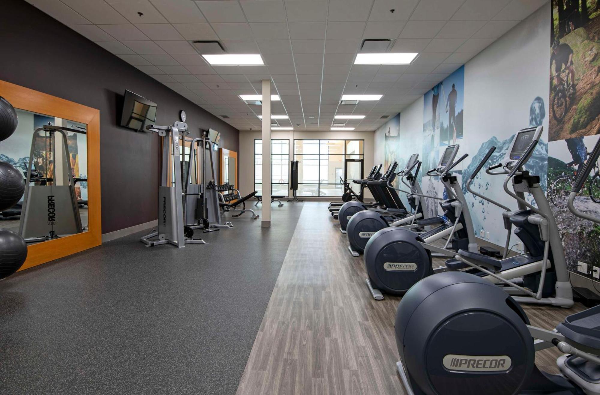 Doubletree By Hilton West Edmonton Otel Dış mekan fotoğraf