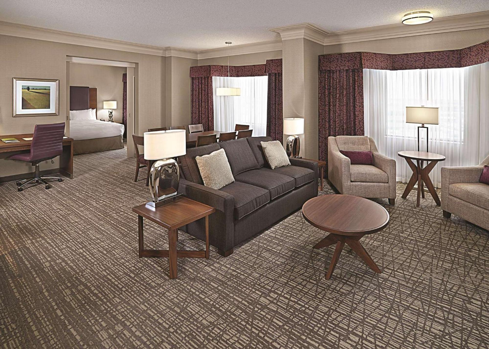 Doubletree By Hilton West Edmonton Otel Dış mekan fotoğraf